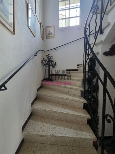 Image No.6-7 Bed House for sale