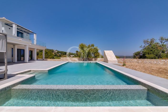 Image No.24-4 Bed House for sale