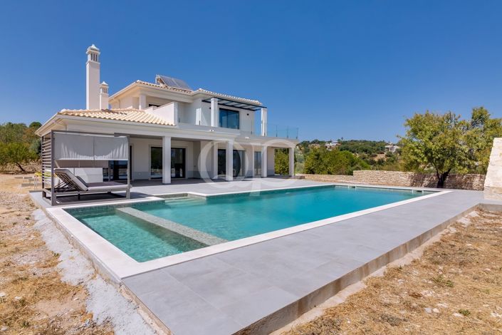 Image No.26-4 Bed House for sale