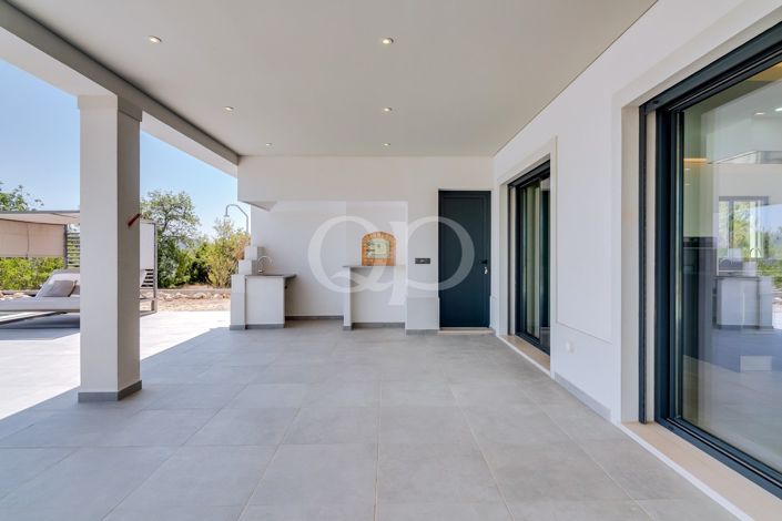 Image No.39-4 Bed House for sale