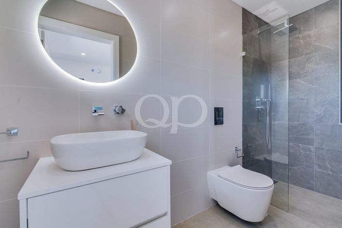 Image No.50-4 Bed House for sale