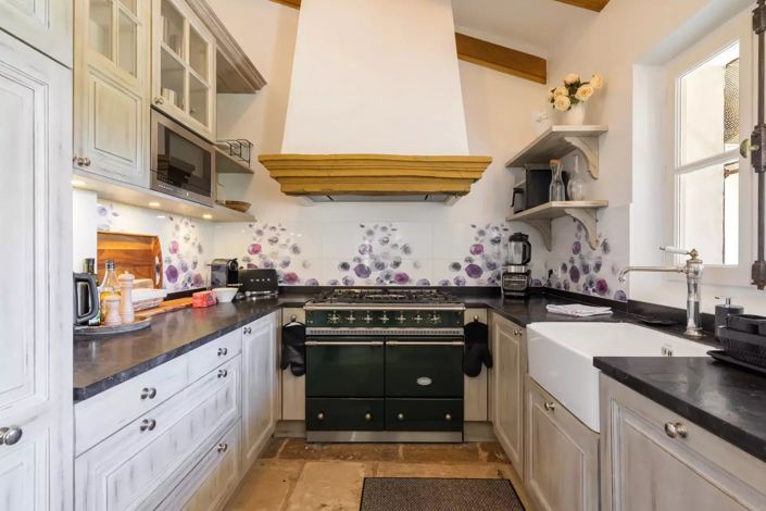 Image No.4-5 Bed House for sale