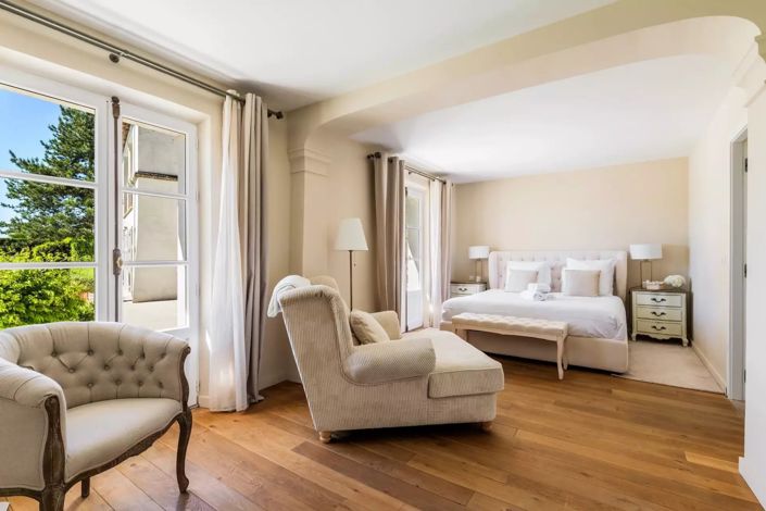 Image No.5-5 Bed House for sale