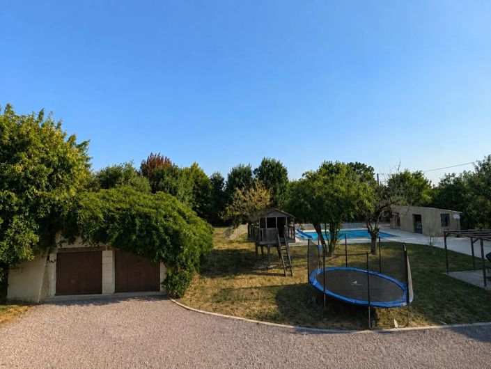 Image No.6-4 Bed House for sale