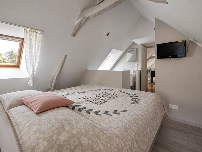 Image No.8-4 Bed House for sale