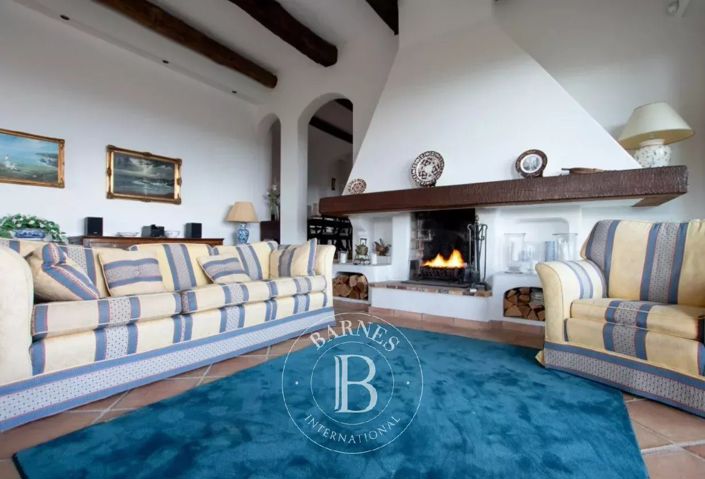 Image No.13-5 Bed House for sale