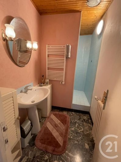 Image No.15-7 Bed House for sale