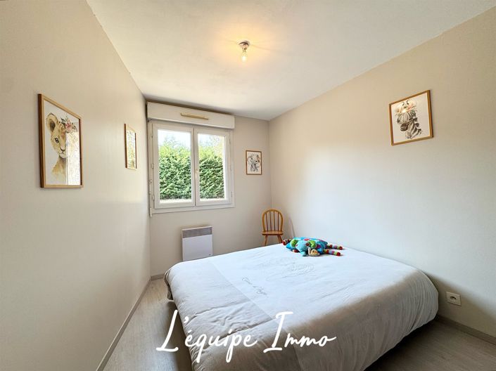 Image No.9-6 Bed House for sale