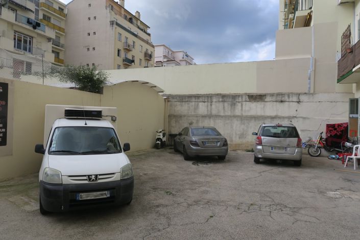 Image No.5-House for sale