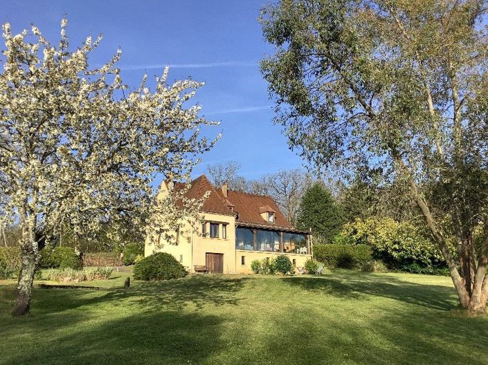 Image No.19-5 Bed House for sale
