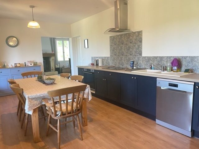 Image No.2-5 Bed House for sale