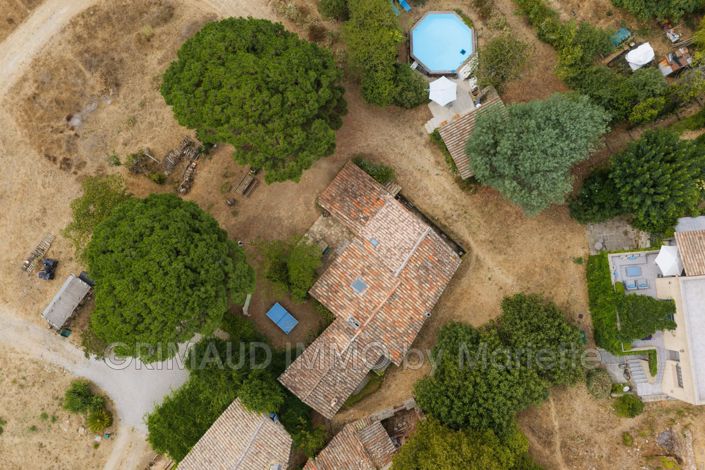 Image No.8-4 Bed House for sale