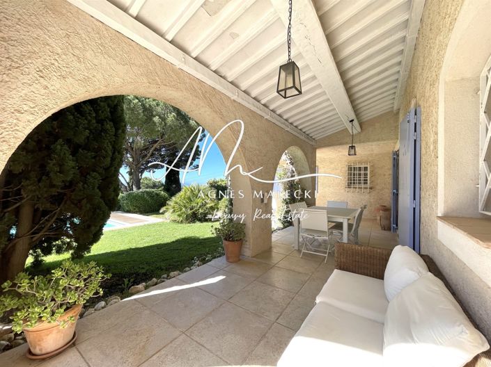 Image No.8-4 Bed House for sale