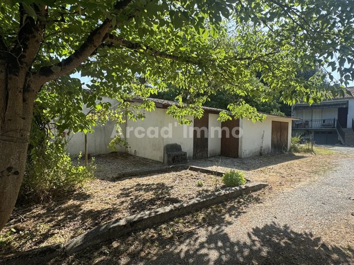 Image No.10-2 Bed House for sale