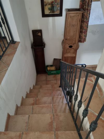 Image No.22-5 Bed House for sale