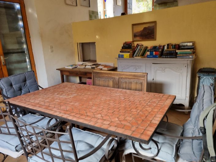 Image No.23-5 Bed House for sale
