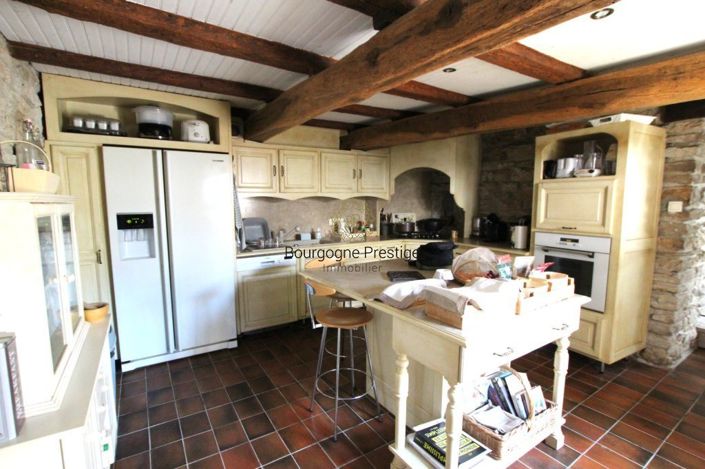 Image No.7-4 Bed House for sale