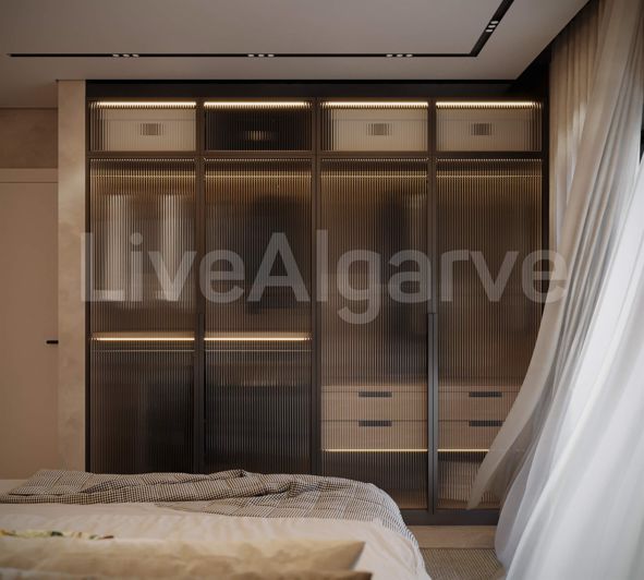 Image No.27-4 Bed House for sale