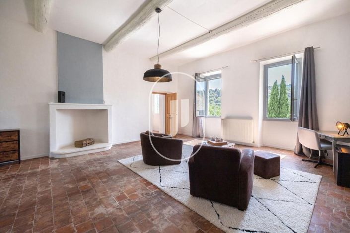Image No.16-5 Bed House for sale