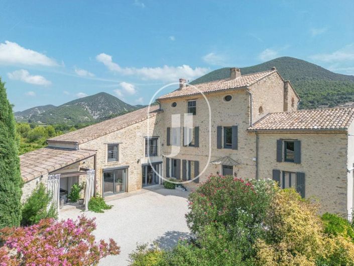 Image No.20-5 Bed House for sale