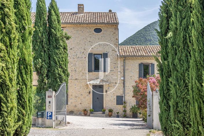 Image No.32-5 Bed House for sale