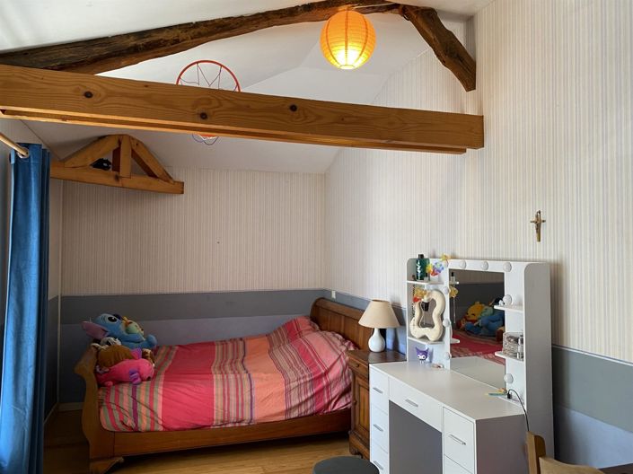 Image No.17-4 Bed House for sale
