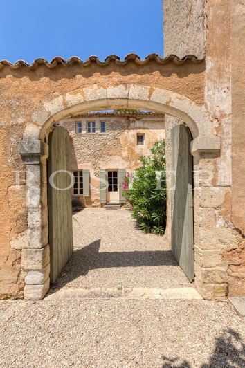 Image No.3-6 Bed House for sale