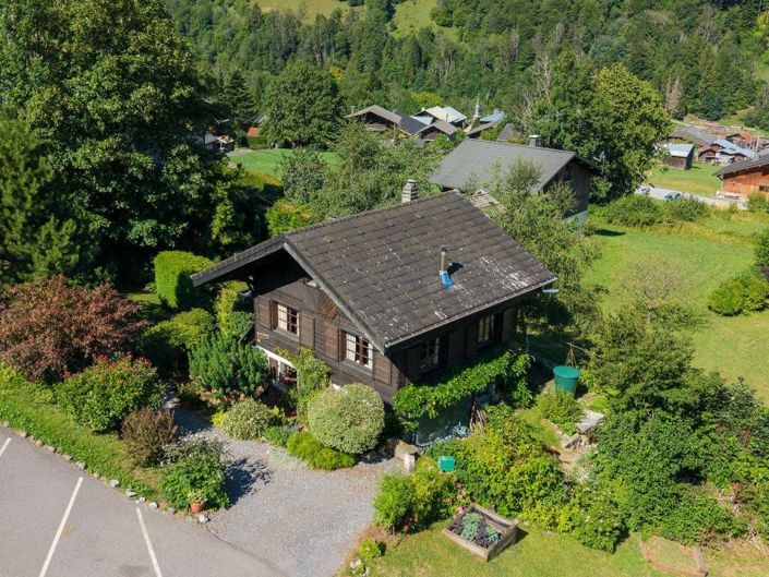 Image No.2-4 Bed Property for sale