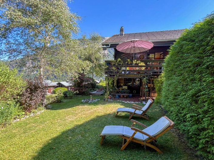 Image No.4-4 Bed Property for sale