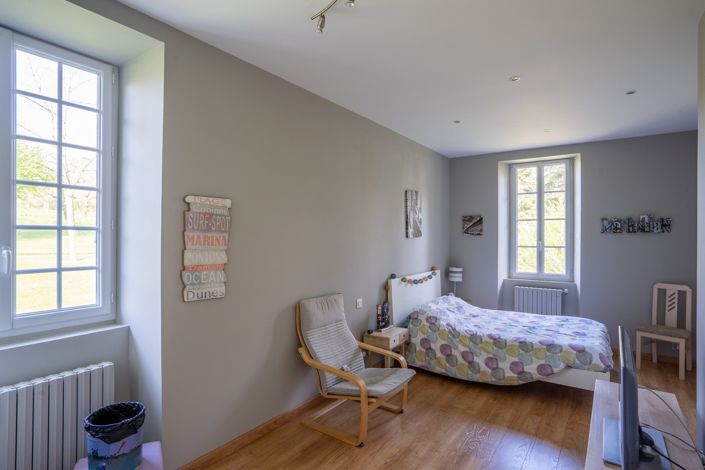 Image No.15-4 Bed House for sale