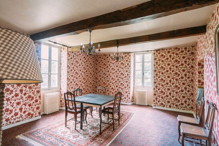 Image No.11-9 Bed House for sale
