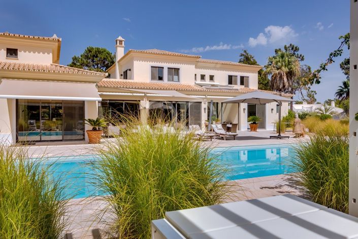 Image No.17-6 Bed House for sale