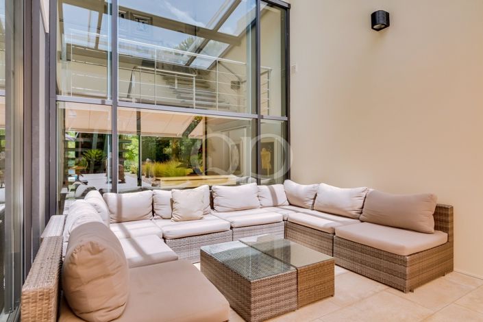 Image No.19-6 Bed House for sale
