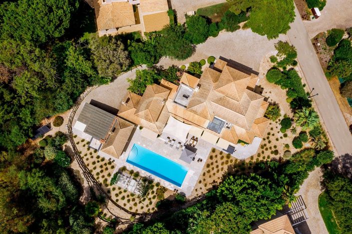 Image No.32-6 Bed House for sale