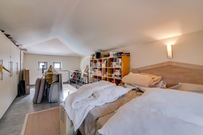 Image No.48-6 Bed House for sale