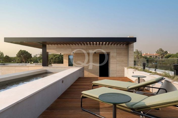 Image No.22-3 Bed Apartment for sale