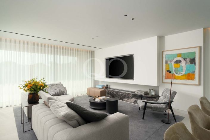 Image No.33-3 Bed Apartment for sale
