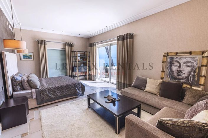 Image No.8-5 Bed House for sale