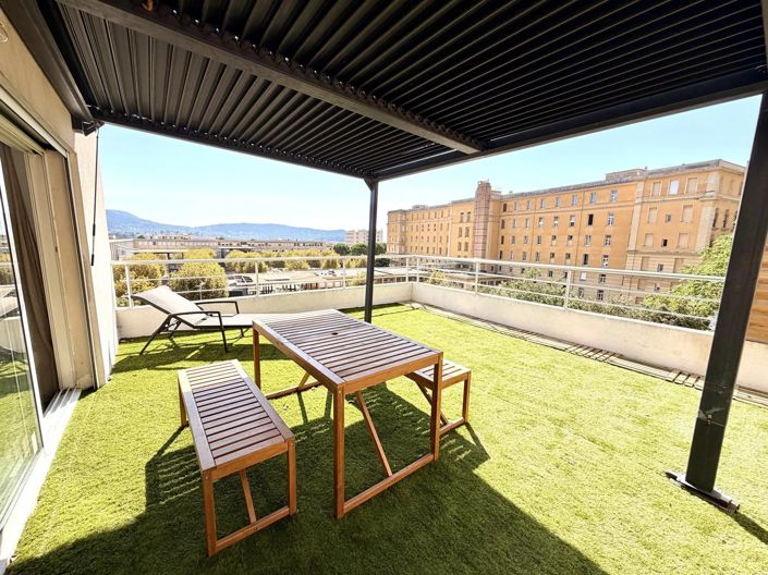 Image No.12-5 Bed House for sale