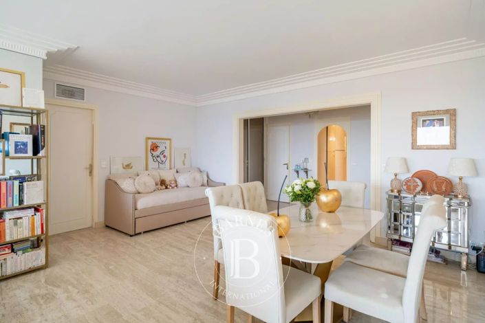 Image No.9-1 Bed Apartment for sale
