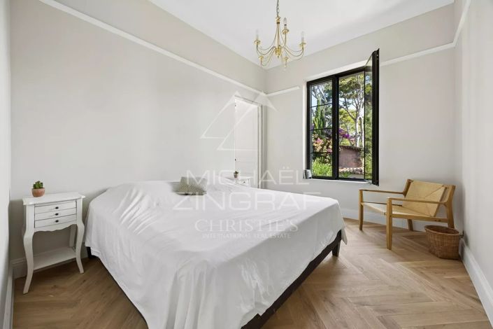 Image No.5-House for sale