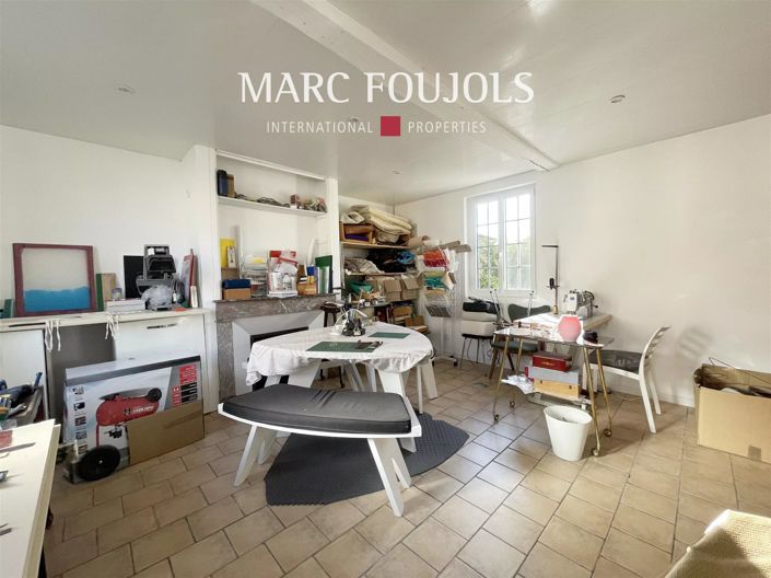 Image No.26-5 Bed House for sale