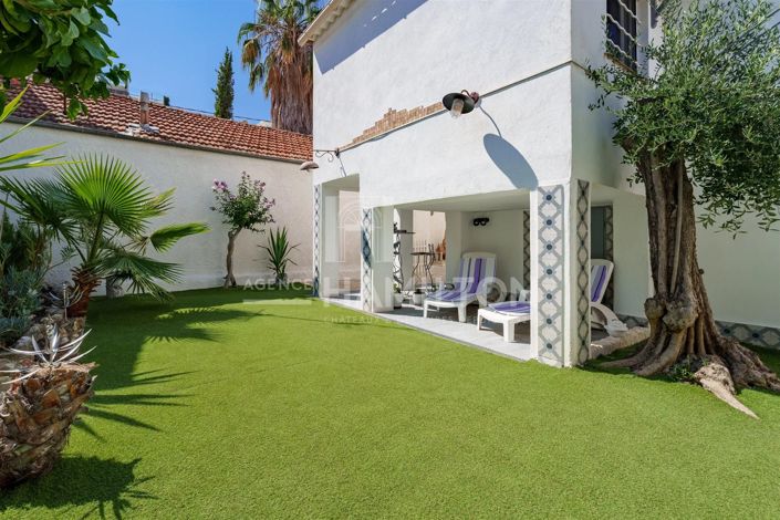 Image No.2-3 Bed House for sale