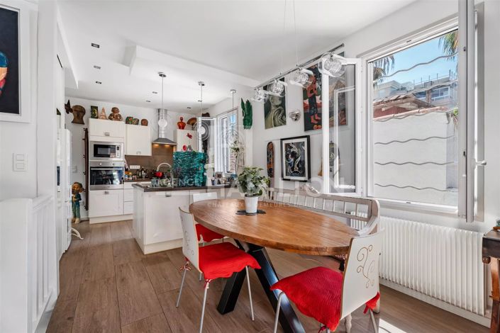 Image No.6-3 Bed House for sale