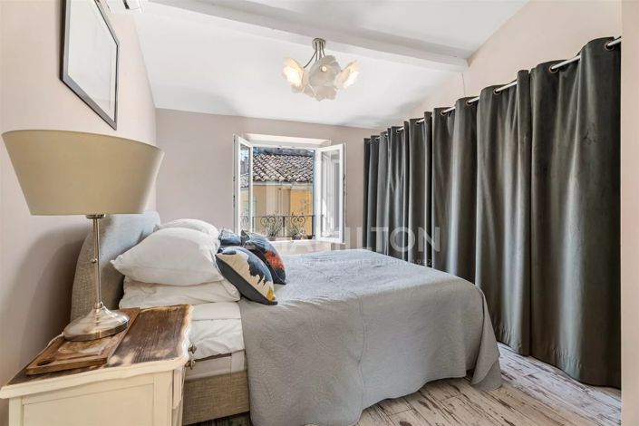 Image No.6-2 Bed House for sale