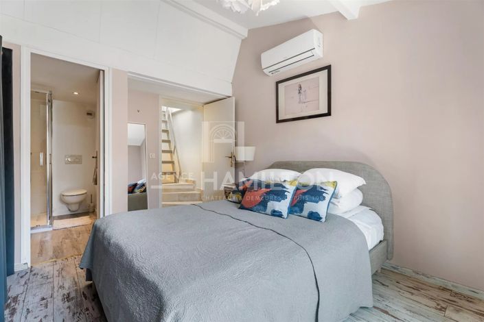 Image No.8-2 Bed House for sale