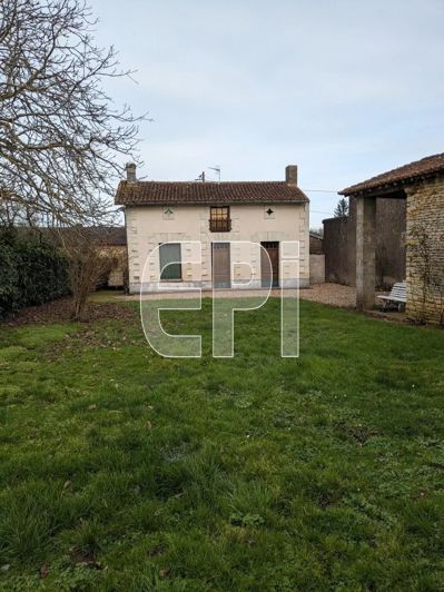 Image No.3-Maison de 1 chambre à vendre à Angliers