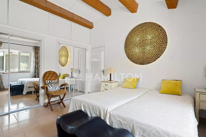 Image No.17-3 Bed House for sale