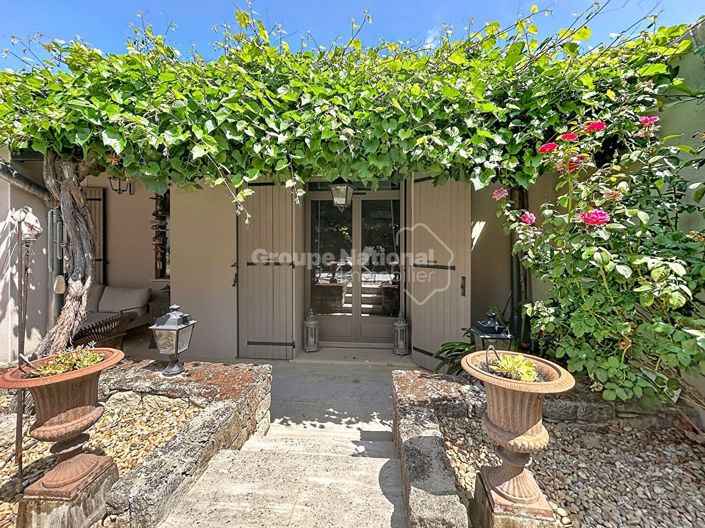 Image No.2-7 Bed House for sale