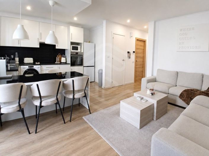 Image No.3-2 Bed Apartment for sale